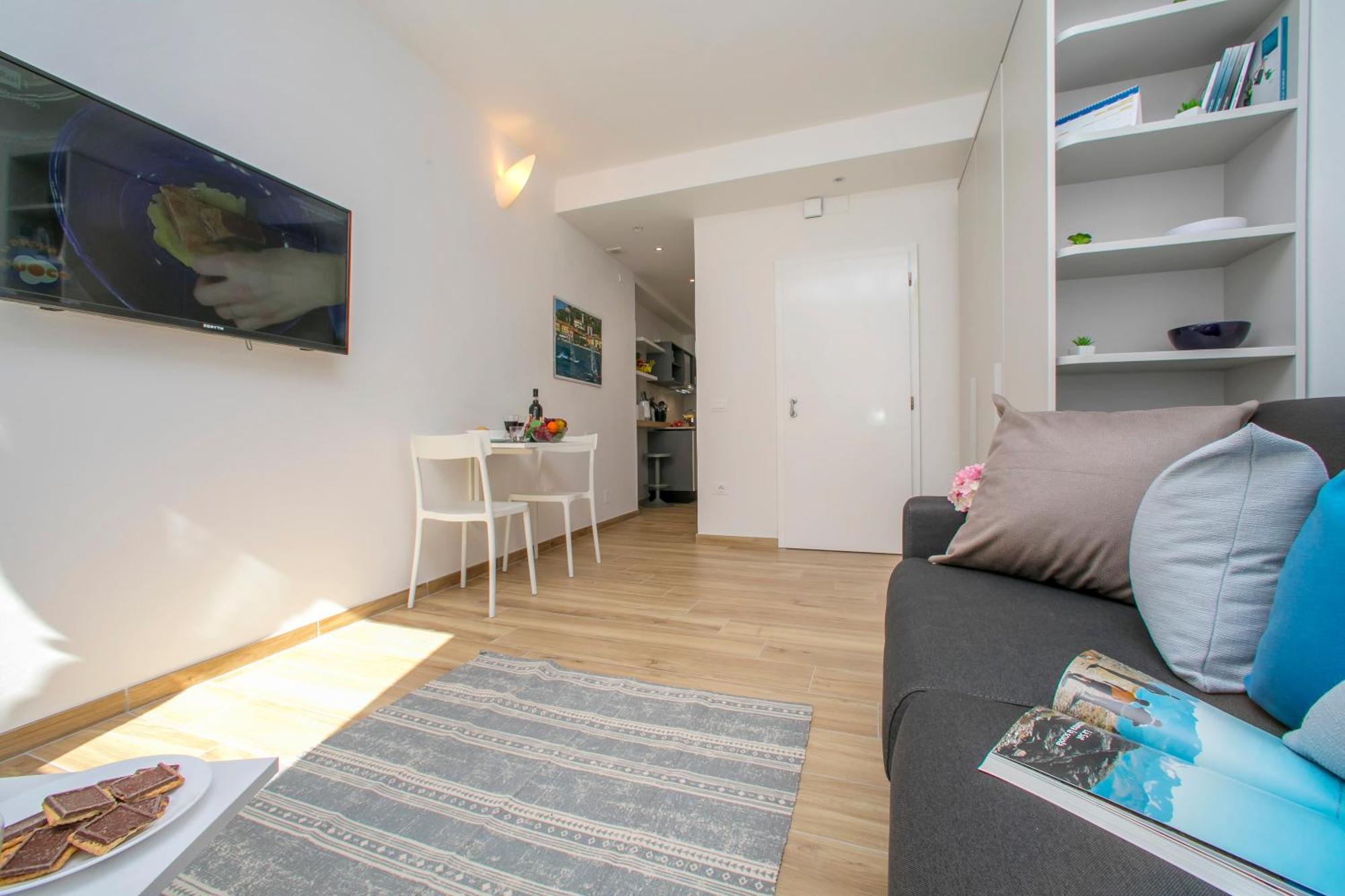Nido Sui Tetti Di Riva Del Garda - Happy Rentals Dış mekan fotoğraf